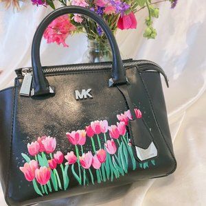 Michael Kors Nolita Mini Messenger Bag Black